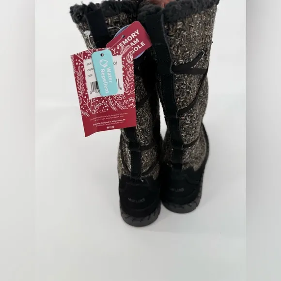 Muk Luks Black and Brown Winter Boots with Unique Lacing