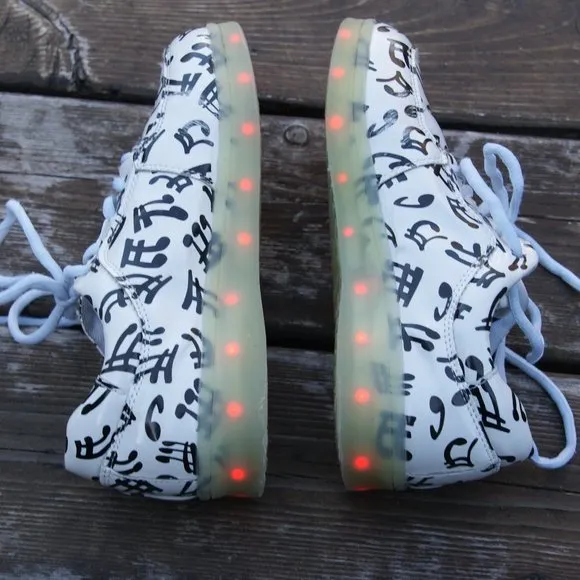 Musical Notes LED Light-Up Shoes - Youth Size 3/4