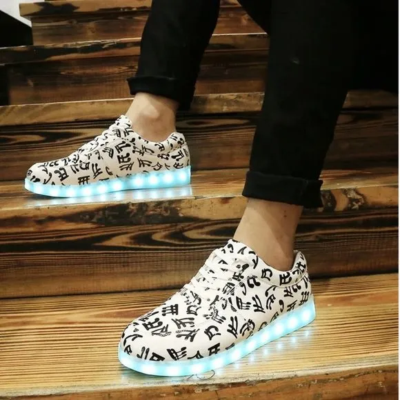 Musical Notes LED Light-Up Shoes - Youth Size 3/4