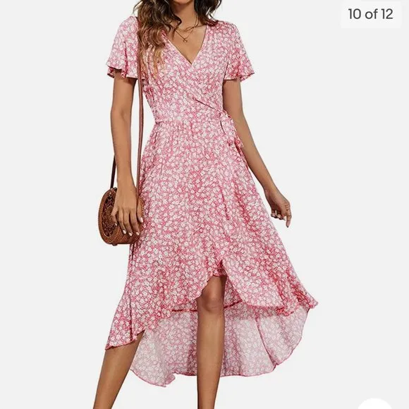 Naggoo NWT  flarge pink and white floral v neck ruffle short sleeve wrap dress