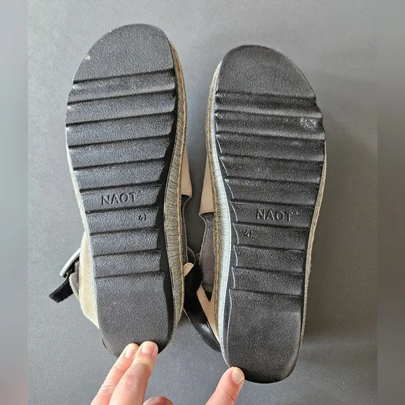NAOT Verbena Sandals Light Tan Wedge Comfort Shoes sz EU 41