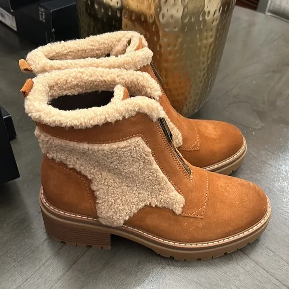 Naturalizer Tawny Brown Jett Suede Boot