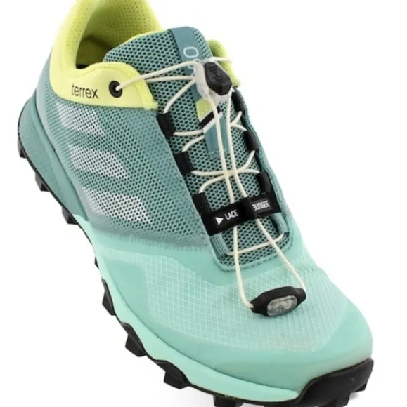 NEW Adidas Terrex Trailmaker Outdoor Women's  Running Shoes Size 7.5 Aqua Mint