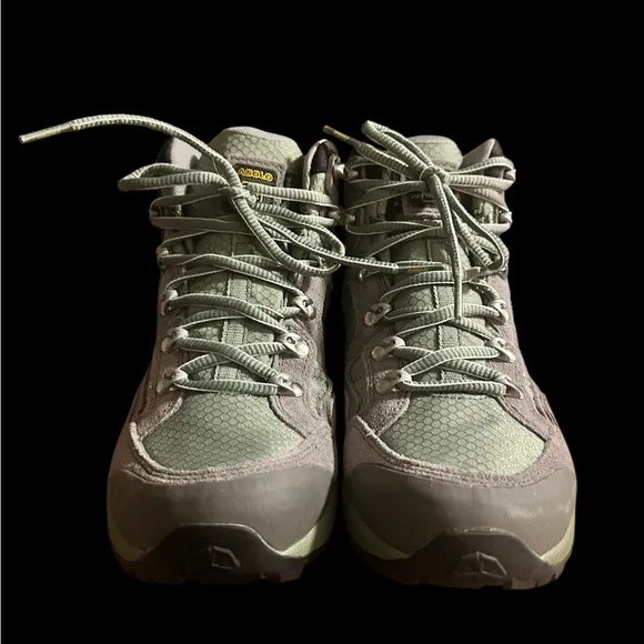 New, Asolo Women's Landscape GV ML Hedge Green Hiking Boots. US 7.