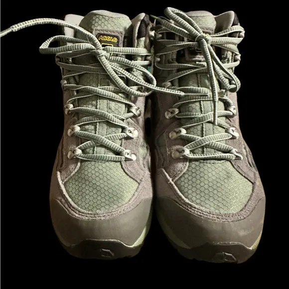 New, Asolo Women's Landscape GV ML Hedge Green Hiking Boots. US 7.