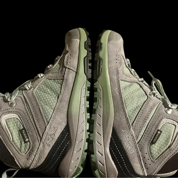 New, Asolo Women's Landscape GV ML Hedge Green Hiking Boots. US 7.