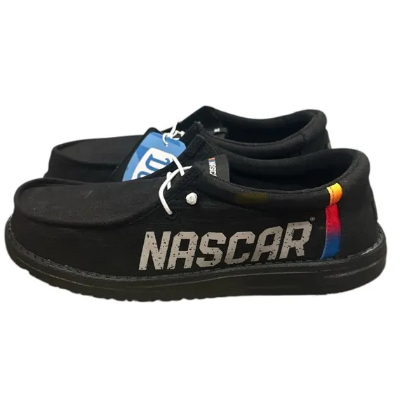 New authentic Hey Dude NASCAR signat shoes sz men’s 9 display