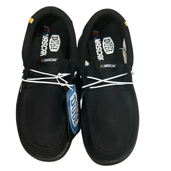 New authentic Hey Dude NASCAR signat shoes sz men’s 9 display