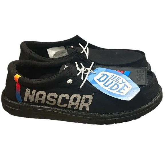 New authentic Hey Dude NASCAR signat shoes sz men’s 9 display