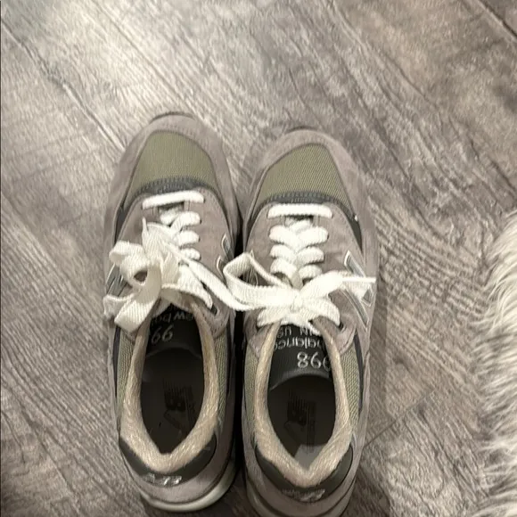 New Balance 998 (Made in USA) Men's Gray and White Sneakers