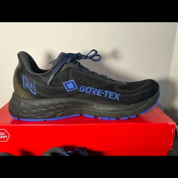 New Balance Fresh Foam X 880v12 Gore-Tex Running Shoes Black/Blue Mens 10.5