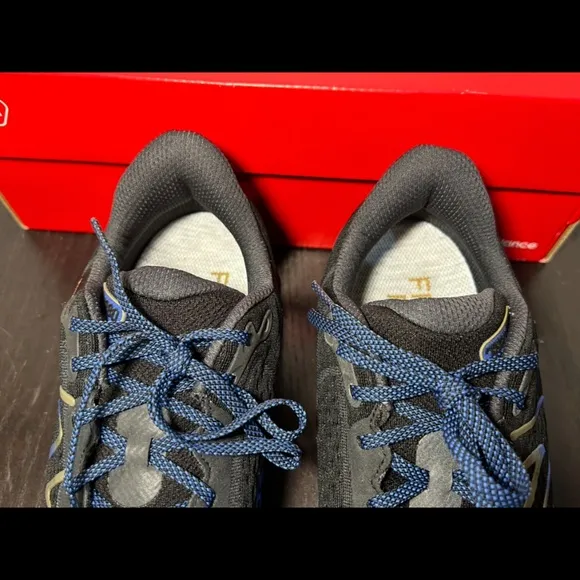 New Balance Fresh Foam X 880v12 Gore-Tex Running Shoes Black/Blue Mens 10.5