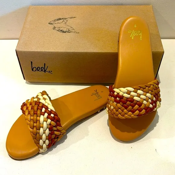 New BEEK Leather Baza Woven Sandals in Beach