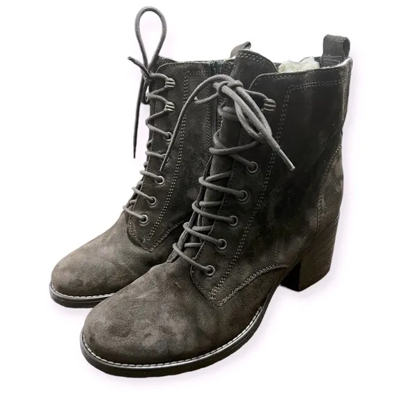 NEW Clarks Thornby Lace Dark Brown Suede Boots, Size UK 8D, US 10.5 Retail £120