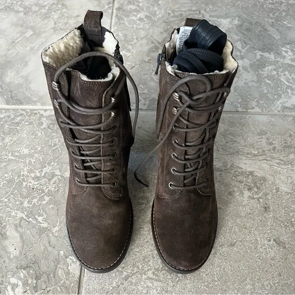 NEW Clarks Thornby Lace Dark Brown Suede Boots, Size UK 8D, US 10.5 Retail £120