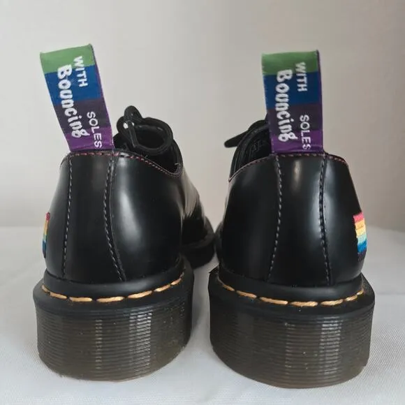 *NEW Dr. Martens 1461 For Pride Smooth Leather Oxford Shoes Womens US 6 Rainbow