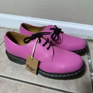 NEW Dr Martens 1461 Men's 9 Derby Shoes Pink Leather AirWair LA004 Oxford