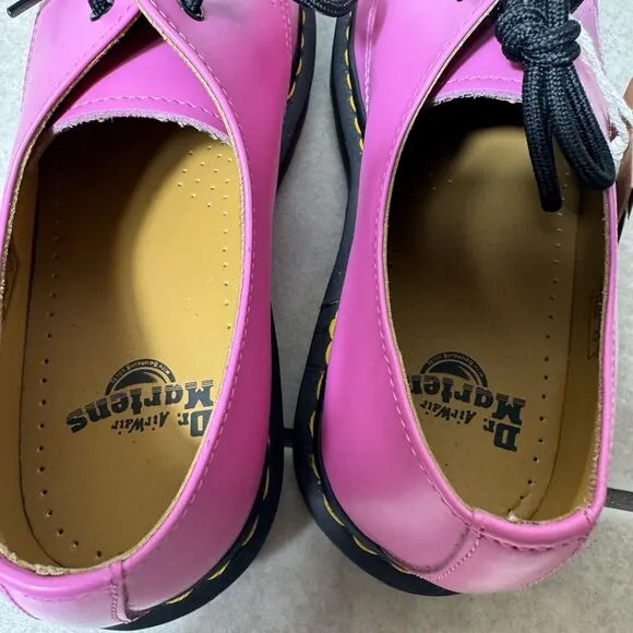 NEW Dr Martens 1461 Men's 9 Derby Shoes Pink Leather AirWair LA004 Oxford