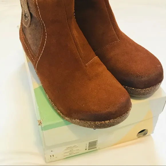 NEW Earth Origins Ankle Boots