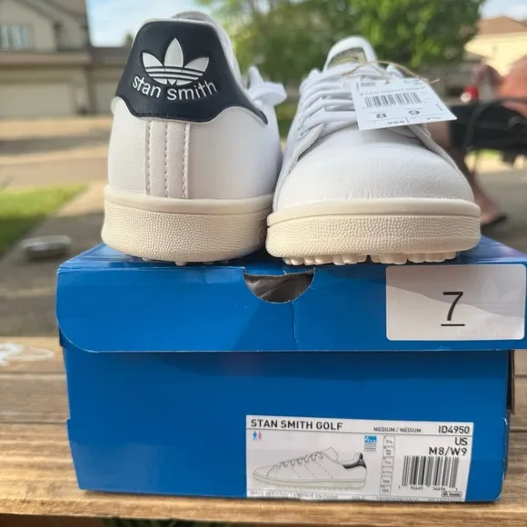 NEW GOLF Adidas Stan Smith UNISEX White and Navy Spikeless Golf Sneakers