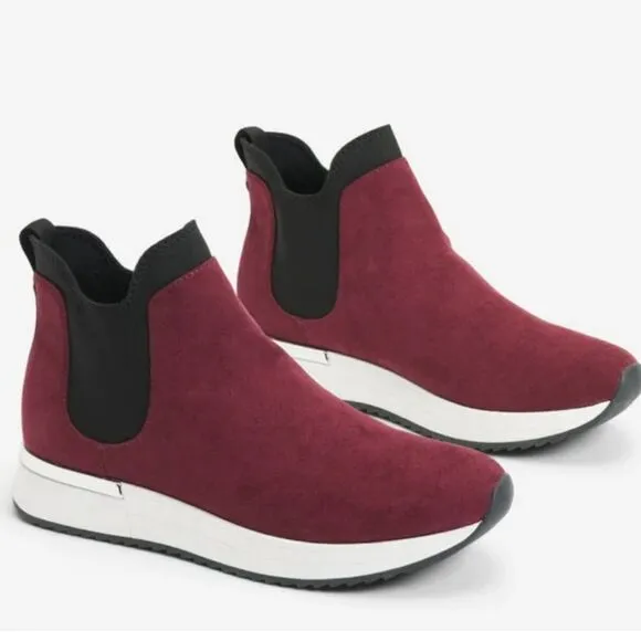 New Kenneth Cole Reaction Cameron Chelsea Jogger women's sneaker hiking boots