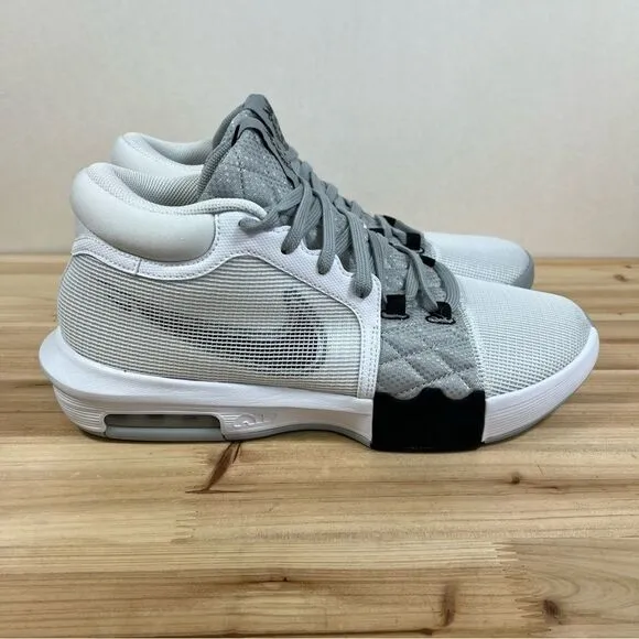 NEW Nike LEBRON Witness VIII 8 Basketball shoes Mens 11.5 White Light Smoke Grey
