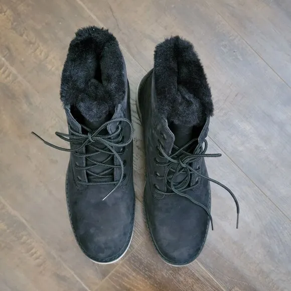 NEW Timberland Lucile Boots Womens 9.5 Lace Up Cozy Faux Fur Rugged Outdoors