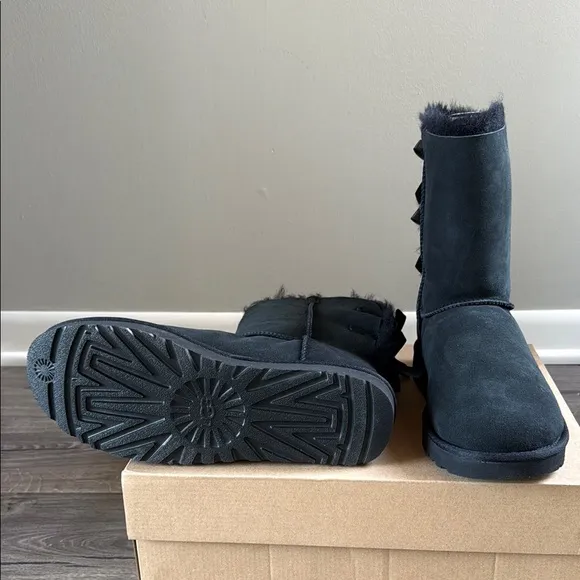 New UGG Black Bailey Bow II Boots with Fur Trim and Bow Details