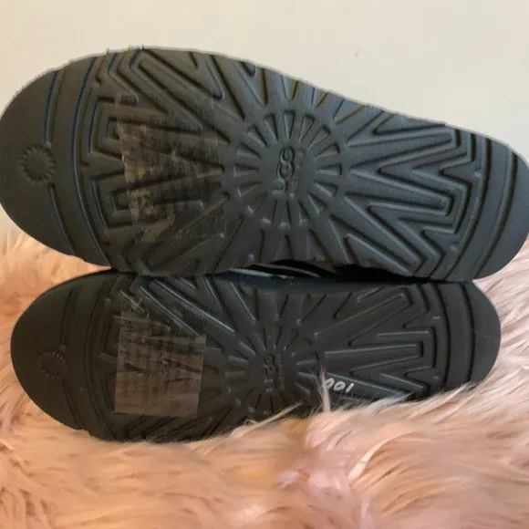 NEW! UGG CLASSIC SHORT EXOTIC ZEBRA BOOTS