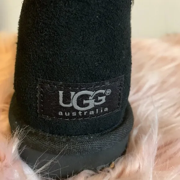 NEW! UGG CLASSIC SHORT EXOTIC ZEBRA BOOTS