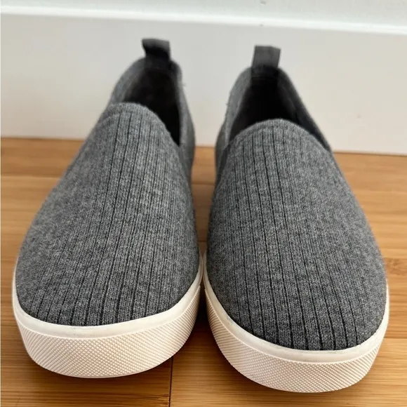 New! Vince Women's Blair Knit Wool Slip on Sneaker