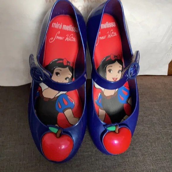 New with dust bag Minie Melissa / Disney Snow White shoes size 11 and gi…