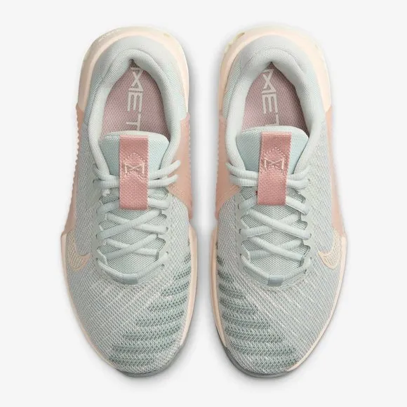 [NEW] Women's Nike Metcon 9 Workout Shoes Light Silver DZ2537-002