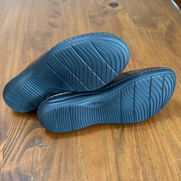 New Women’s Sz 8 Clarks Laurieann Ella Leather Clogs