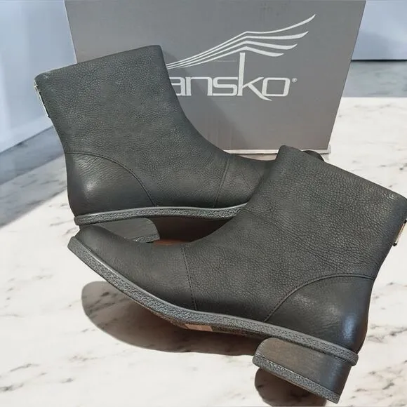 NEW Dansko $200 Brianne Waterproof Leather Back Zip Ankle Boots Size EU 38