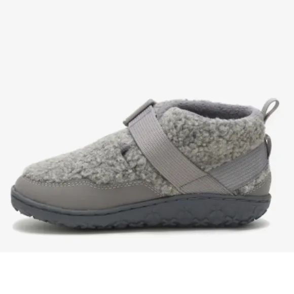 NIB Chaco Ramble Fluff Bootie Light Grey Color Kids Size 5