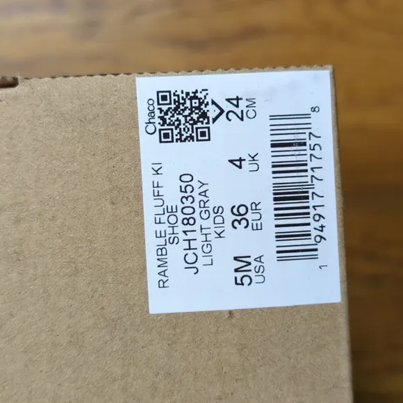 NIB Chaco Ramble Fluff Bootie Light Grey Color Kids Size 5