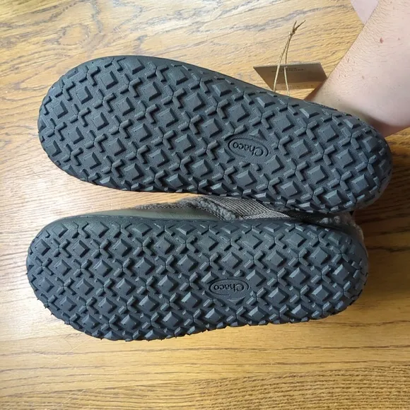NIB Chaco Ramble Fluff Bootie Light Grey Color Kids Size 5