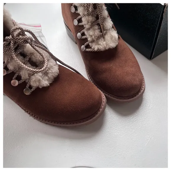 NIB EMU Australia Wool, Suede, WATERPROOF, Billington Suede Lace Up Warm Boots 7