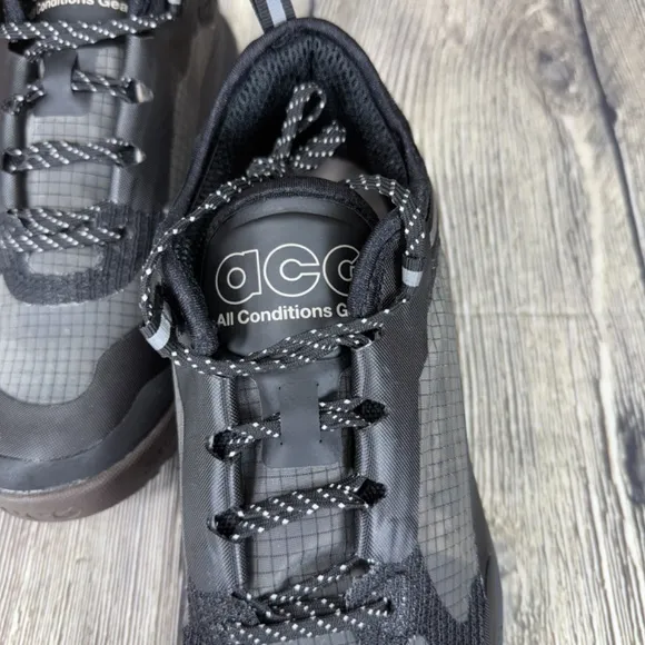 Nike ACG Air Nasu 2 Black/Anthracite Hiking shoes Mens 6 WMNS 7.5 DC8296-002