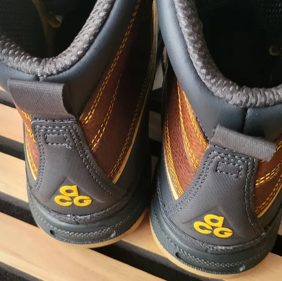 Nike ACG Woodside 2 &quot;Dark Gold Leaf men's sz-8 nwot box