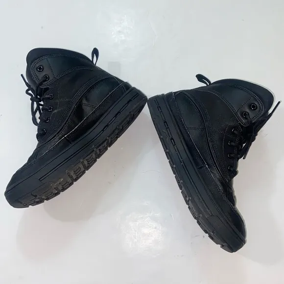 Nike ACG Woodside ll High GS US Size 4.5Y Kids Shoes Snow Boots