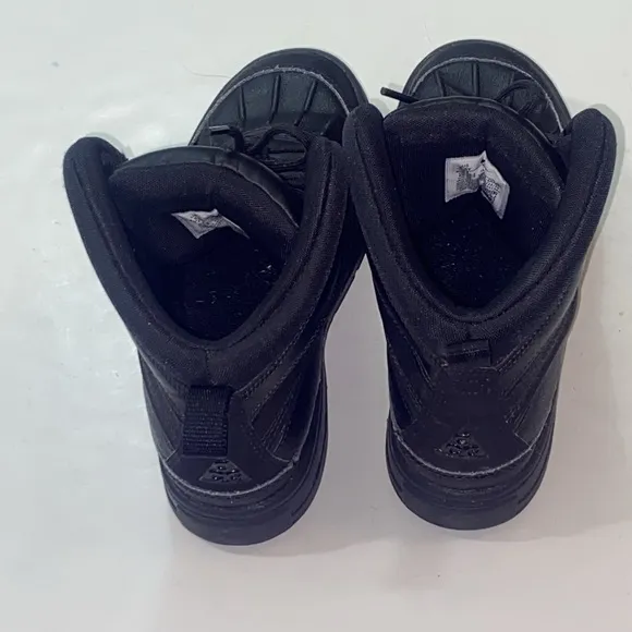 Nike ACG Woodside ll High GS US Size 4.5Y Kids Shoes Snow Boots