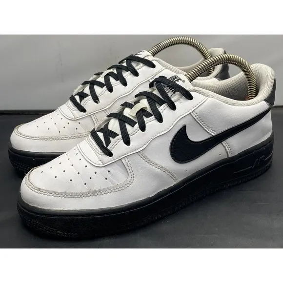 Nike Air Force 1 AF1 White Black Edition Shoes Kids 6Y / Women 7.5 Fast Shipping