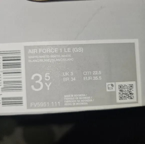 Nike Air Force 1 Low Casual Shoes w/ box