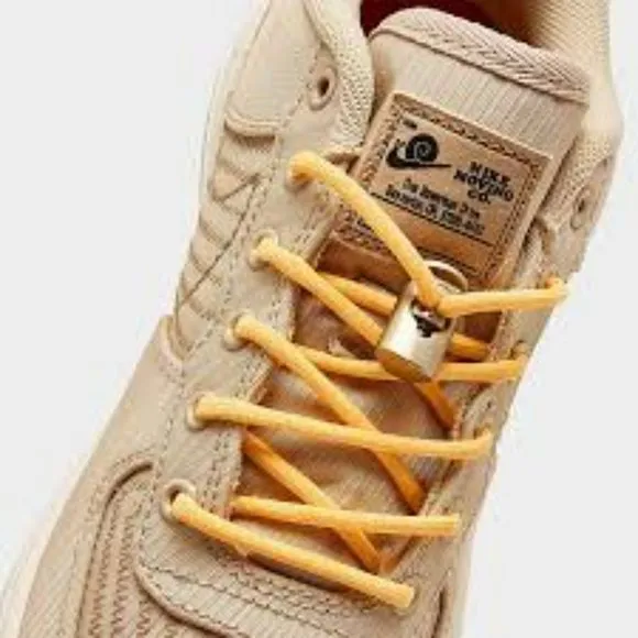 Nike Air Force 1 LV8 3 SE (Big Kids). Brand New. Kids Size: 6.5y