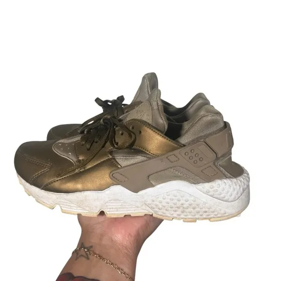 Nike Air Huarache Run Premium Running Shoes Khaki Size 8