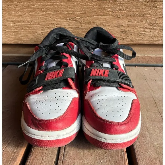 Nike Air Jordan youth size 5.5 basketball shoes sneakers. EUC
