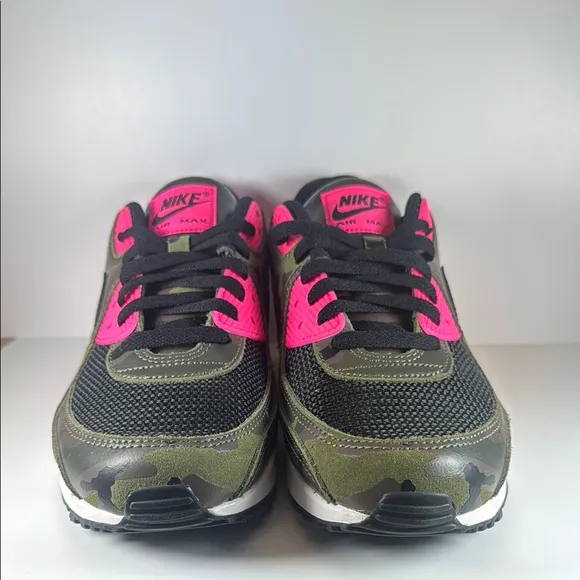 Nike Air Max 90 Camo Pack Sequoia Black Hyper Pink Men’s Size 8.5 Sneakers