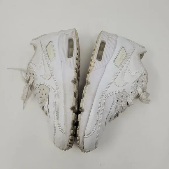 Nike air max 90 white leather 4.5 youth or 6 womens 833412-100